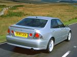 Lexus IS300 2001 года (UK)